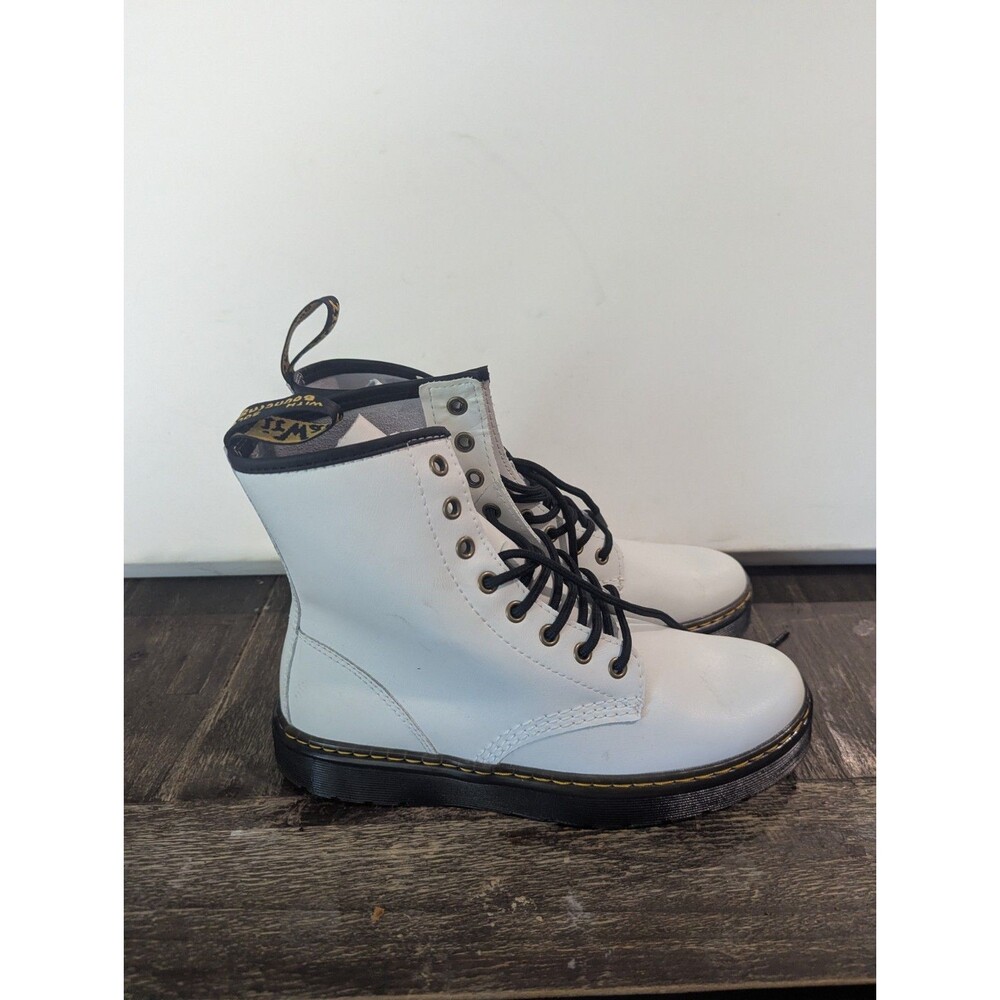 Dr. Martens Women's Original Smooth Leather Lace Up Boots White Combat 9